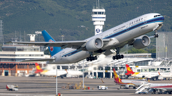 股市策略 比亚迪：5月新能源汽车销量38.25万辆